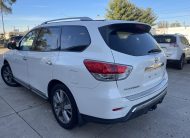 2015 Nissan Pathfinder platinum