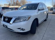 2015 Nissan Pathfinder platinum