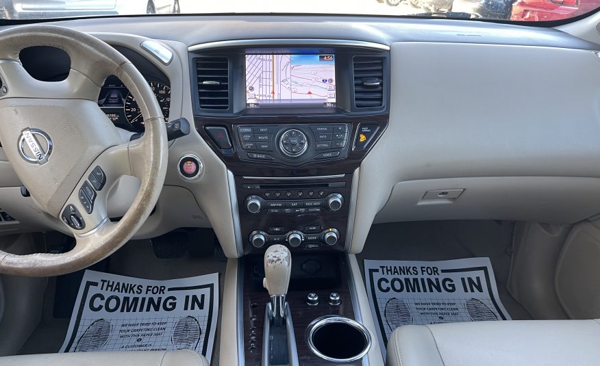 2015 Nissan Pathfinder platinum