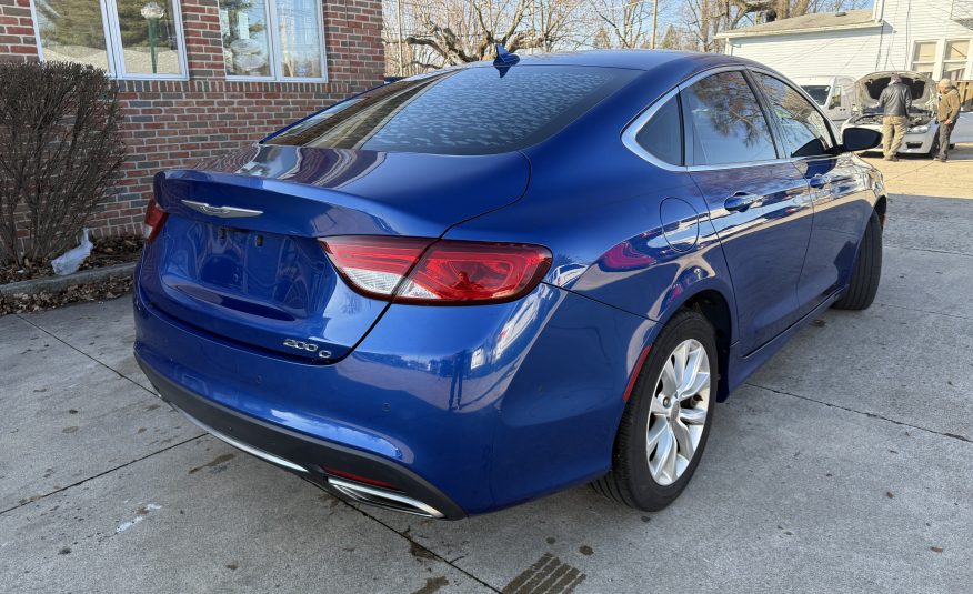 2015 Chrysler 200