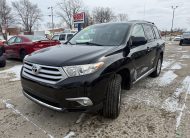 2011 Toyota Highlander SE