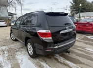 2011 Toyota Highlander SE