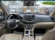 2011 Toyota Highlander SE