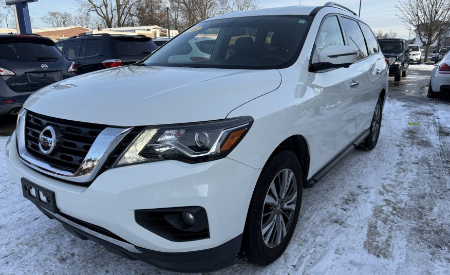 2018 Nissan Pathfinder SL